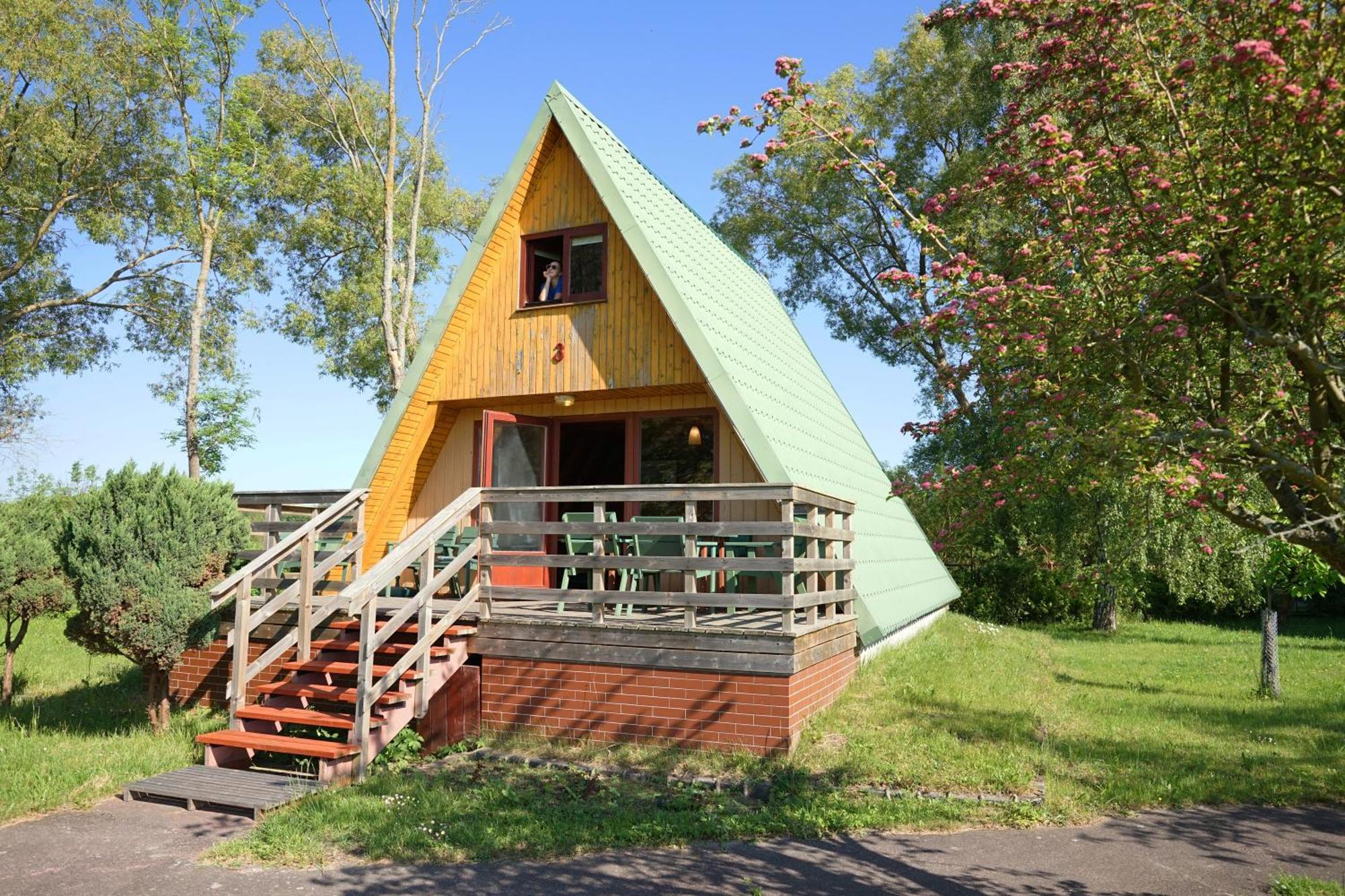 The Rainbow - Domki Letniskowe Dzwirzyno Exterior photo